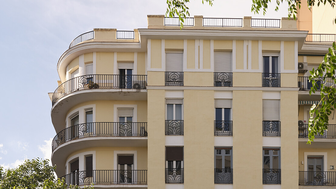 Fachada de Casa Victoria en Avenida Reina Victoria 66, Madrid